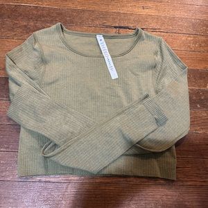 Bronze Green Ebb to Street Long Sleeve NWOT